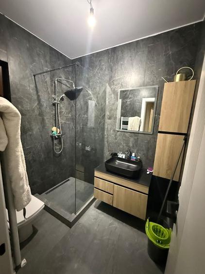 Casă cu 4 camere cu Teren 100 Mp în Clinceni