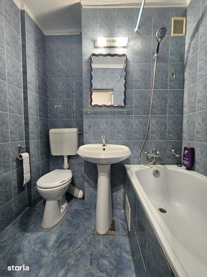 Apartament cu 3 camere nedecomandat în Central