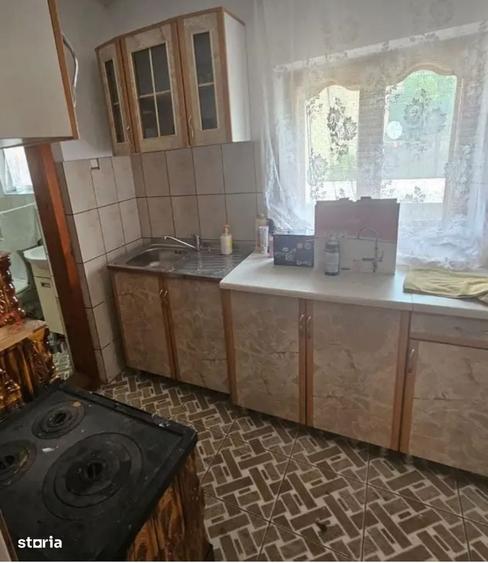 Casă cu 3 camere în Păstrăveni