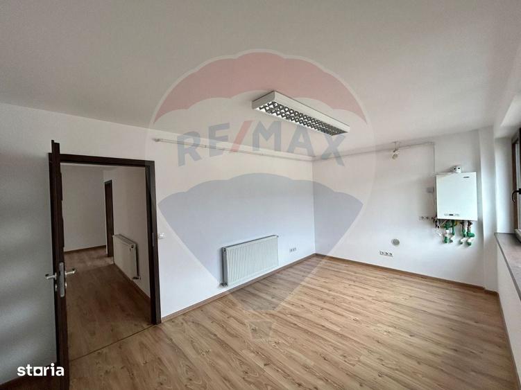 Spațiu comercial, de 97 mp, în Central