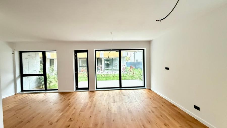 Duplex cu 4 camere cu Canalizare în Pipera