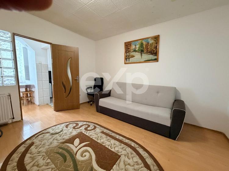 Garsonieră spațioasă de închiriat înTractorul Coresi – 330 Euro/Lună - 1