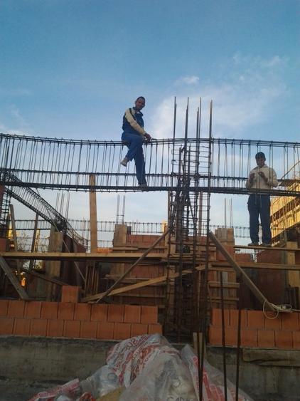 Casă cu 10 camere cu Teren 785 Mp în Central