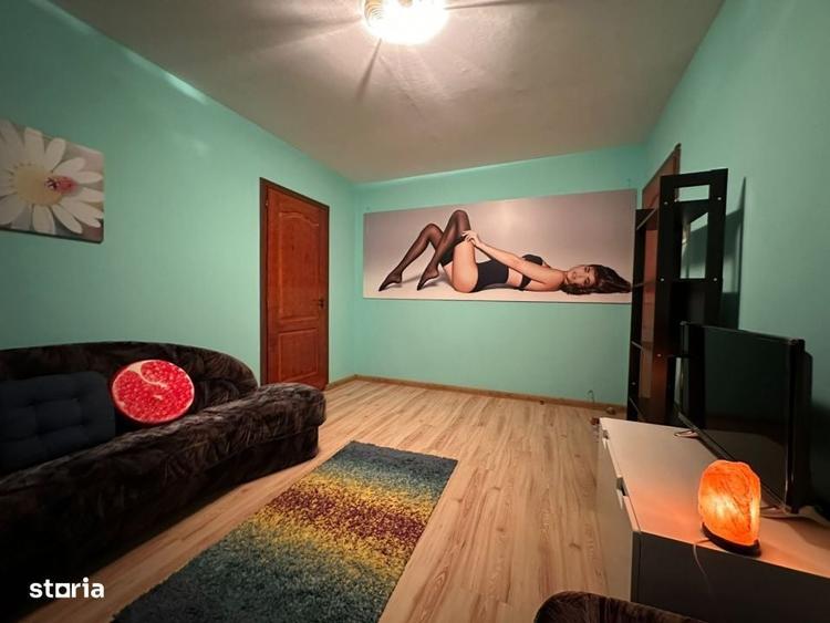 Apartament cu 3 camere în Drumul Taberei