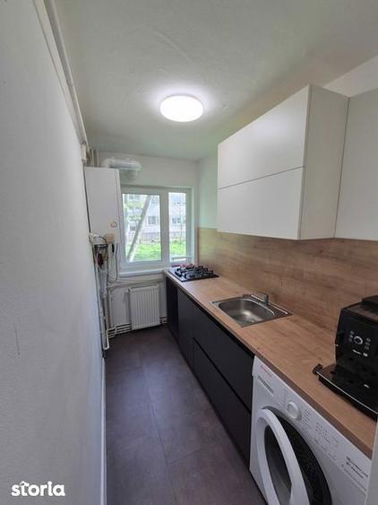 Proprietar ,vand apartament doua camere,zona Cetatii ,Gh. Lazar,Dacia - 1