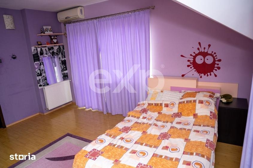 Casă cu 4 camere cu Teren 6436 Mp în Central