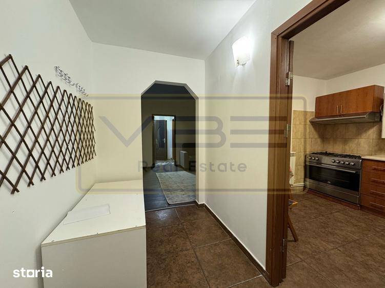 Apartament cu 2 camere în Podu Roș