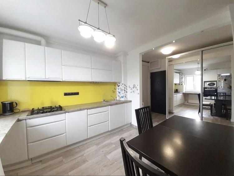 Apartament cu 2 camere decomandat în Dosu Bricii