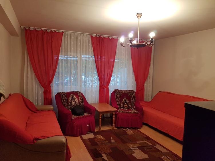 Apartament cu 2 camere semidecomandat în Lacul Tei