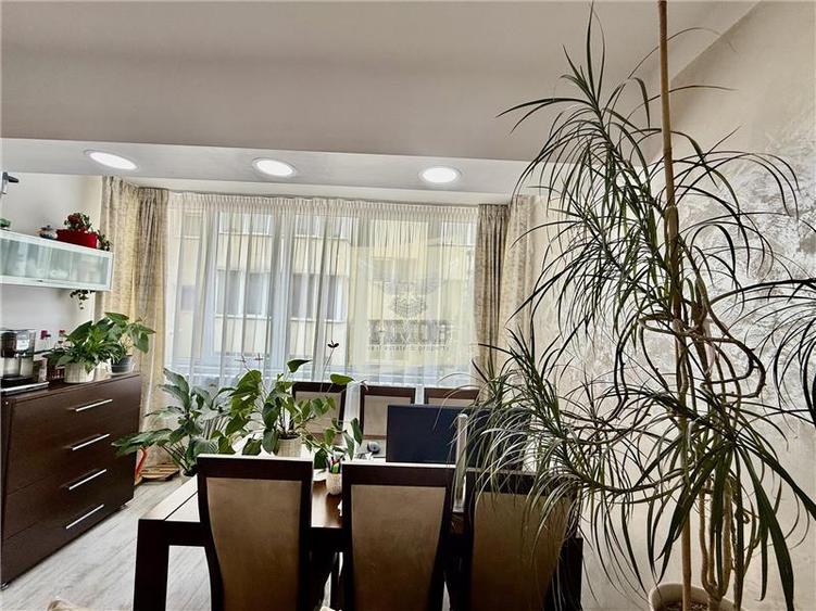 Apartament cu 2 camere semidecomandat, mobilat în Ștrand