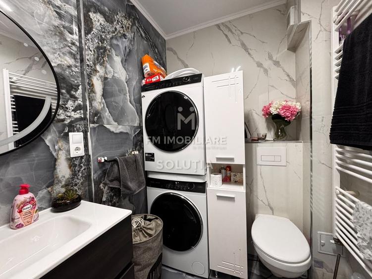 Apartament cu 3 camere semidecomandat, mobilat în Est