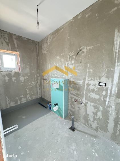 Casă cu 4 camere cu Teren 400 Mp în Sânmihaiu Român