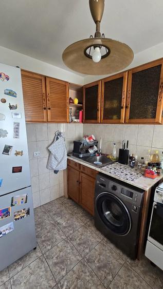 Apartament cu 2 camere semidecomandat în Drumul Taberei