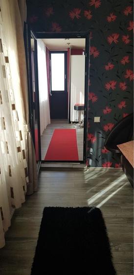 Apartament cu 2 camere semidecomandat în Florești