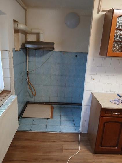 Apartament cu 4 camere decomandat în Steaua