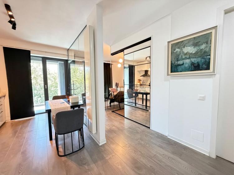 Apartament cu 2 camere semidecomandat, mobilat în Pipera