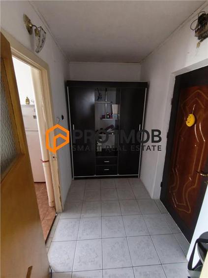 Apartament cu 2 camere decomandat, mobilat în Unirii Sud