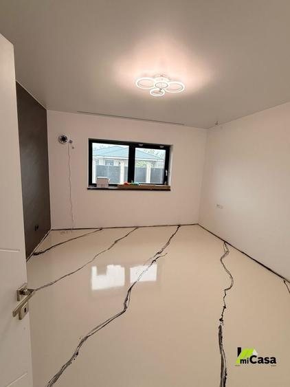 Casă individuală cu 6 camere cu Canalizare în Șendreni