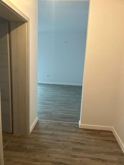 Apartament cu 2 camere decomandat în Girocului