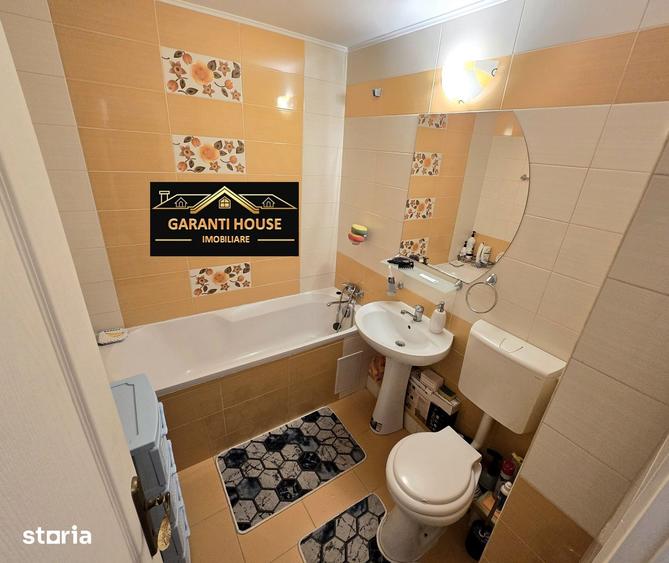 Apartament cu 2 camere decomandat în Traian