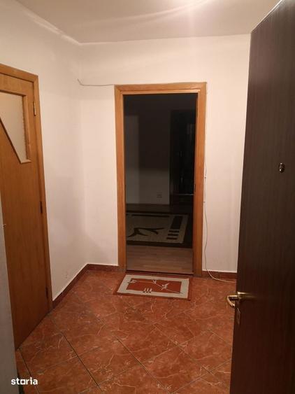 Apartament cu 2 camere în Păcii