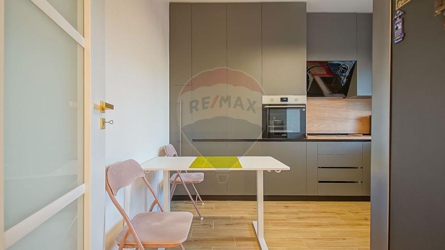 Casă individuală cu 4 camere cu Teren 700 Mp în Tărlungeni