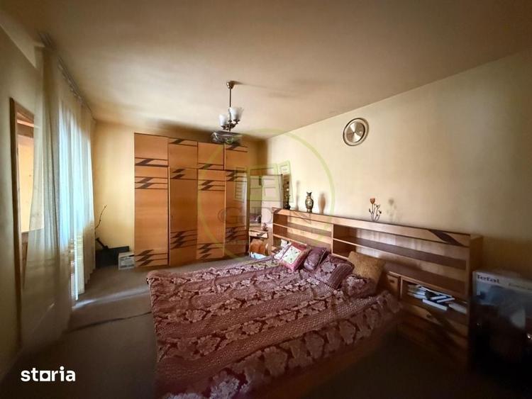 Casă cu 5 camere cu Teren 181 Mp în Rovine