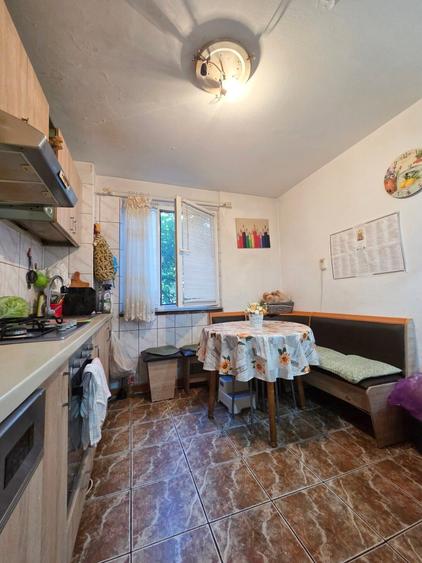 VANZARE 3 CAMERE - STR. COVASNA - PARCARE - C-TIN BRANCOVEANU - 5