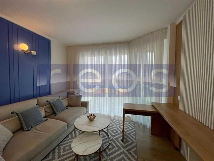Apartament cu 2 camere, mobilat în Barbu Văcărescu
