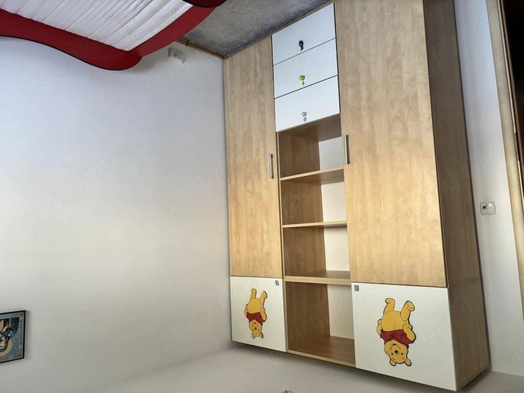 Apartament cu 3 camere decomandat în Băneasa