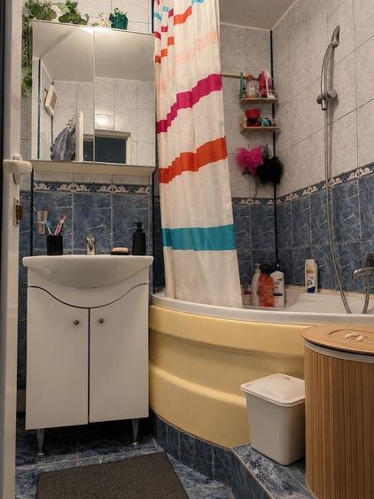 Apartament cu 3 camere decomandat în Ultracentral