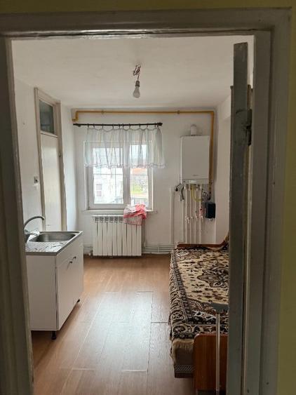 Apartament cu 4 camere decomandat în Agigea