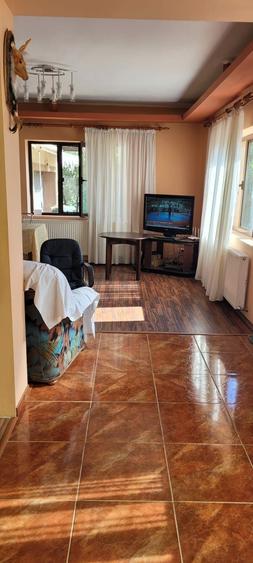 Casă cu 4 camere în Chitila