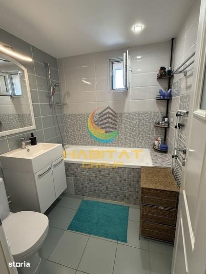 Apartament cu 4 camere semidecomandat în Titan