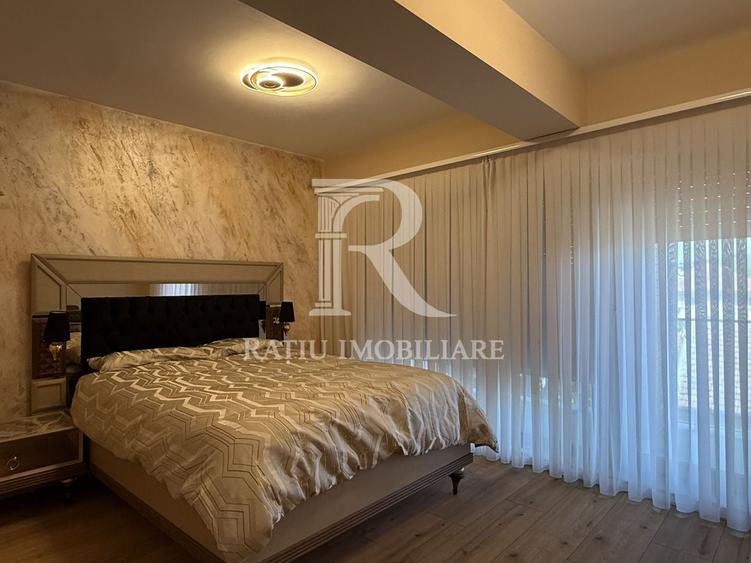 Apartament cu 3 camere decomandat, mobilat în Cantemir
