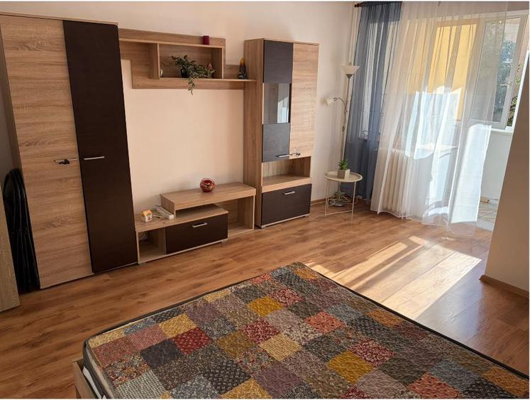 Garsonieră semidecomandată, mobilată în Noua