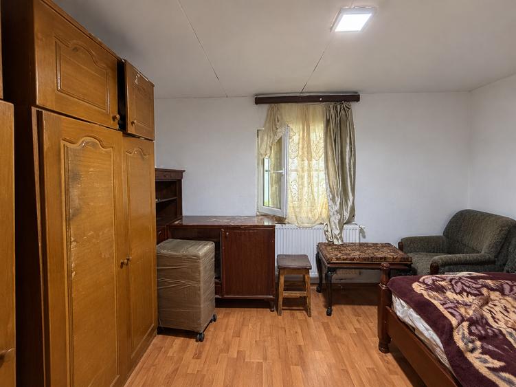 Casă cu 3 camere cu Canalizare în Valu lui Traian
