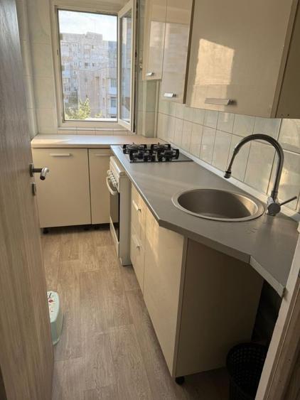 Apartament cu 2 camere decomandat, mobilat în Dorobanți