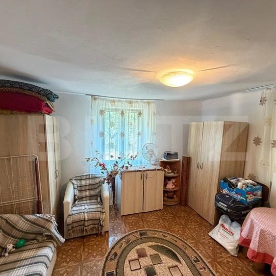 Casă cu 3 camere cu Teren 1700 Mp în Central