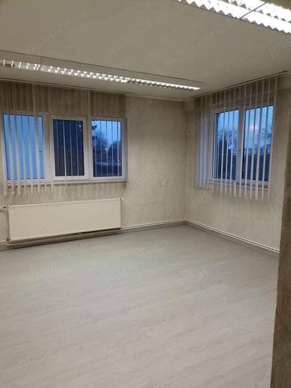 Spațiu comercial, de 1,110 mp, în Central