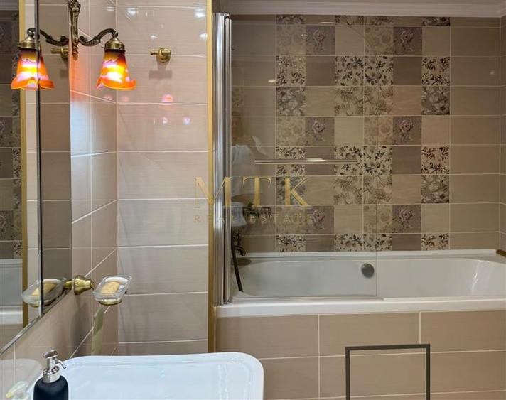 Apartament cu 3 camere decomandat, mobilat în Arcul de Triumf