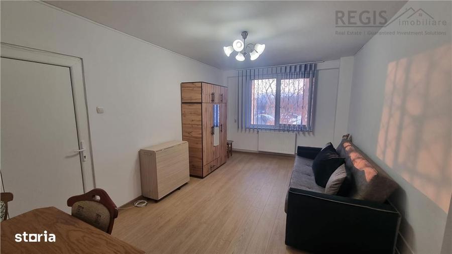 Apartament cu 3 camere decomandat, mobilat în Florilor