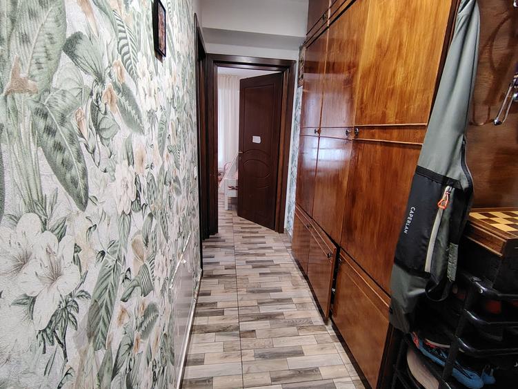 Apartament cu 2 camere decomandat în Cug