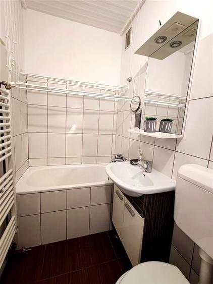 Apartament cu 2 camere semidecomandat, mobilat în Scriitorilor