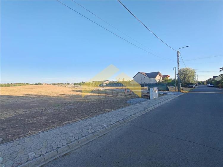 Teren intravilan de 700 mp, în Grădiște