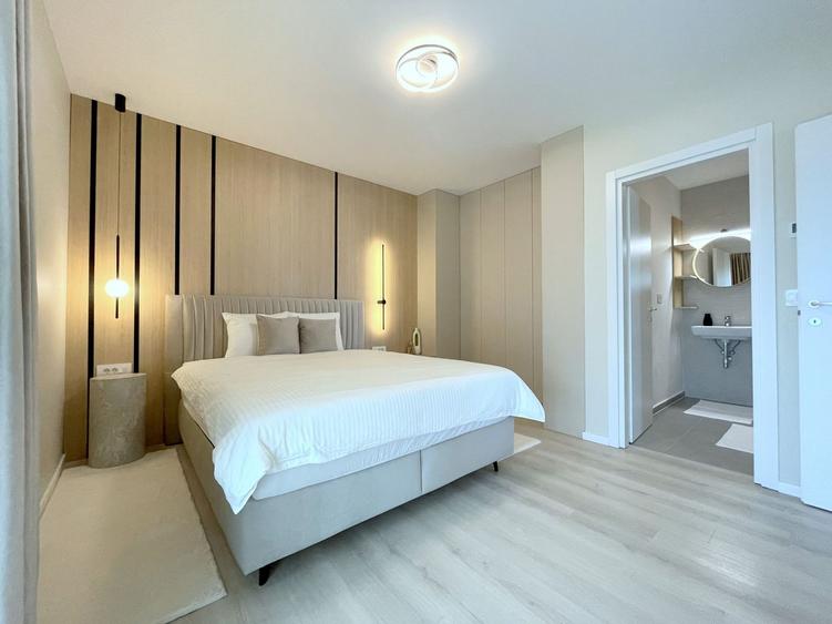 Apartament cu 3 camere decomandat, mobilat în Lipovei