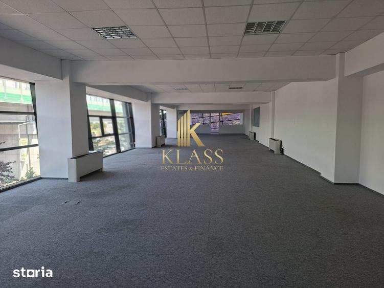 Spațiu comercial, de 260 mp, în Central