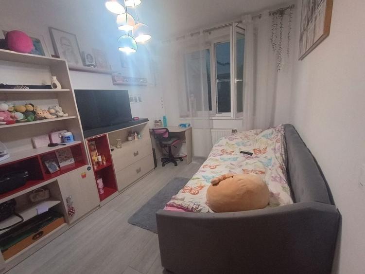 Apartament cu 3 camere decomandat în Șelimbăr