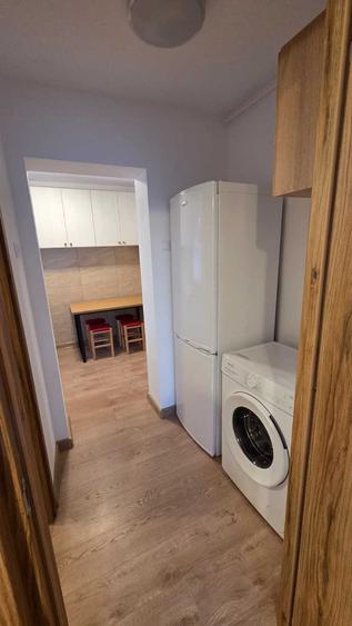 Apartament cu 2 camere decomandat în Siminicea