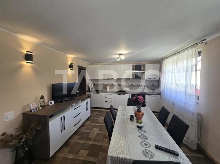 Casă cu 3 camere cu Teren 1255 Mp în Colun